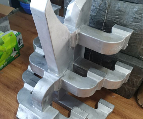 专业生产金属斗拱
